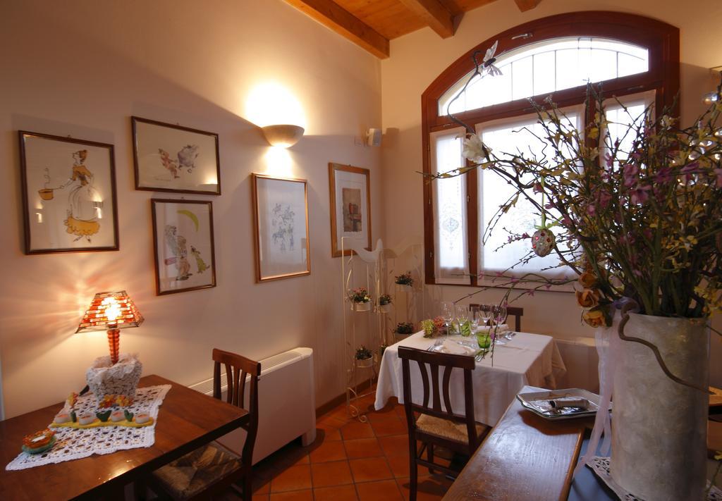 Agriturismo Gaggioli Borgo Delle Vigne 졸라프레도사 외부 사진