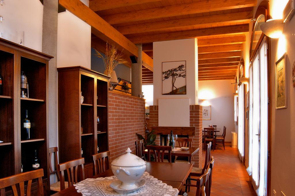 Agriturismo Gaggioli Borgo Delle Vigne 졸라프레도사 외부 사진