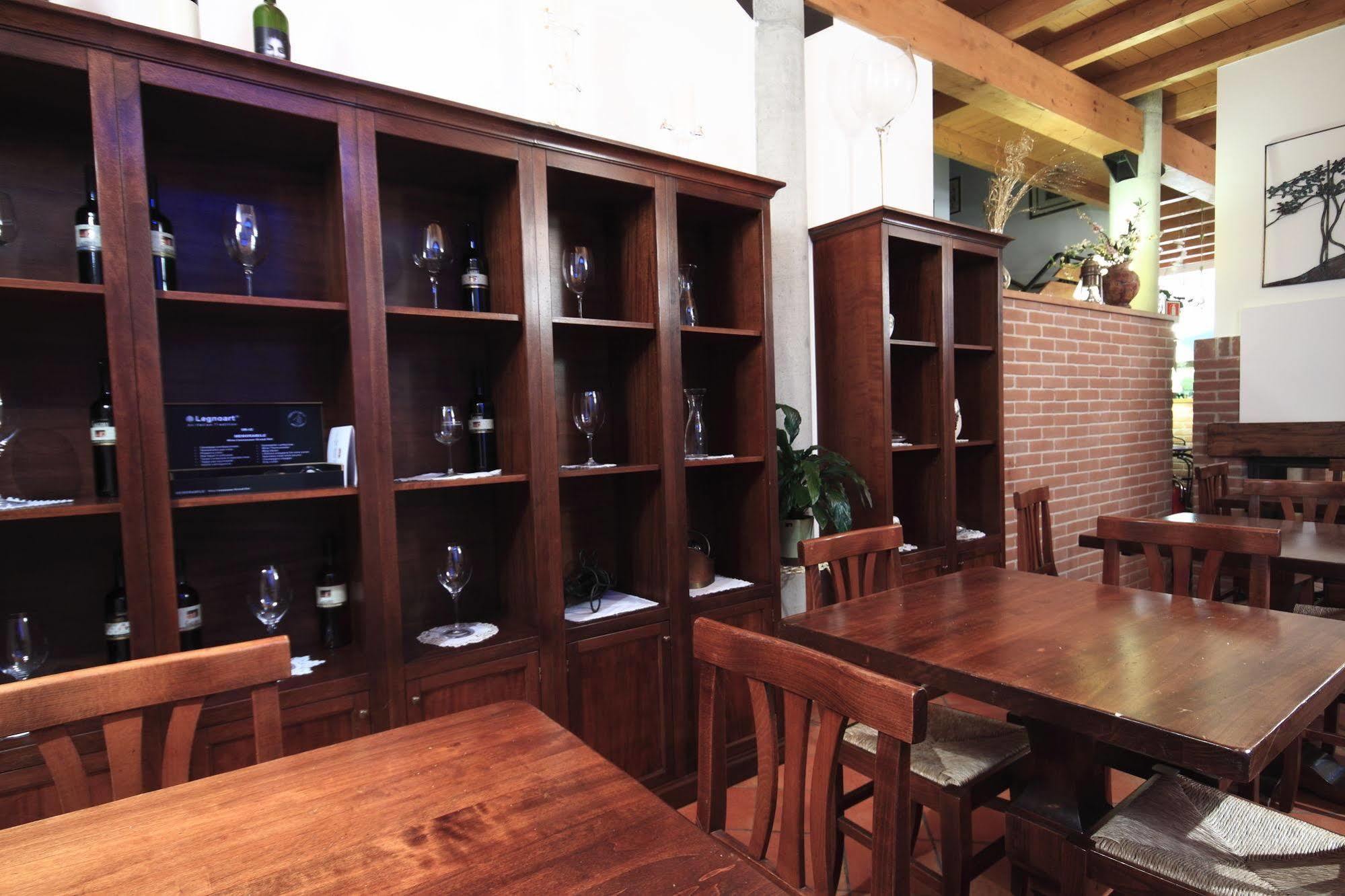 Agriturismo Gaggioli Borgo Delle Vigne 졸라프레도사 외부 사진