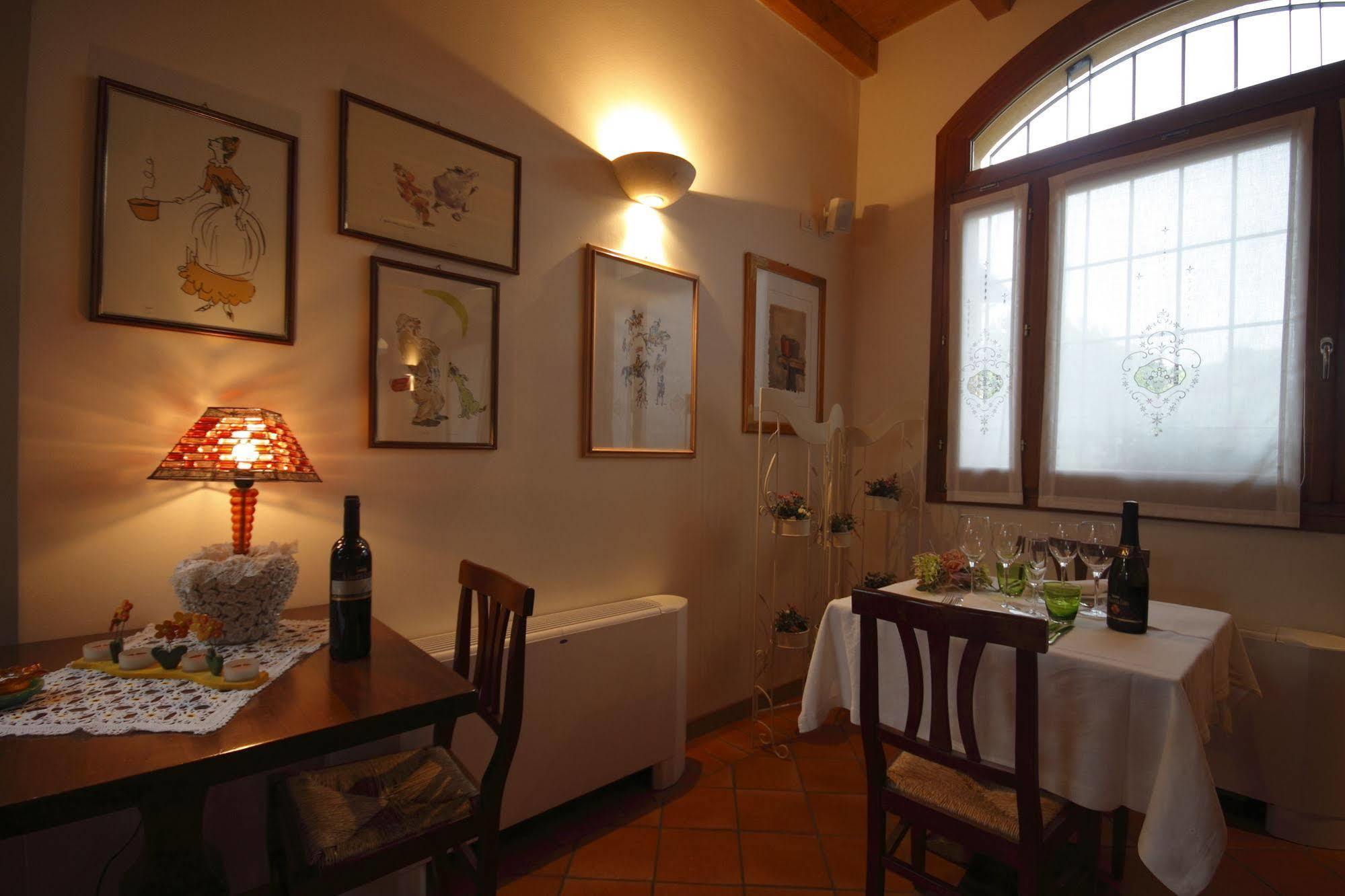 Agriturismo Gaggioli Borgo Delle Vigne 졸라프레도사 외부 사진